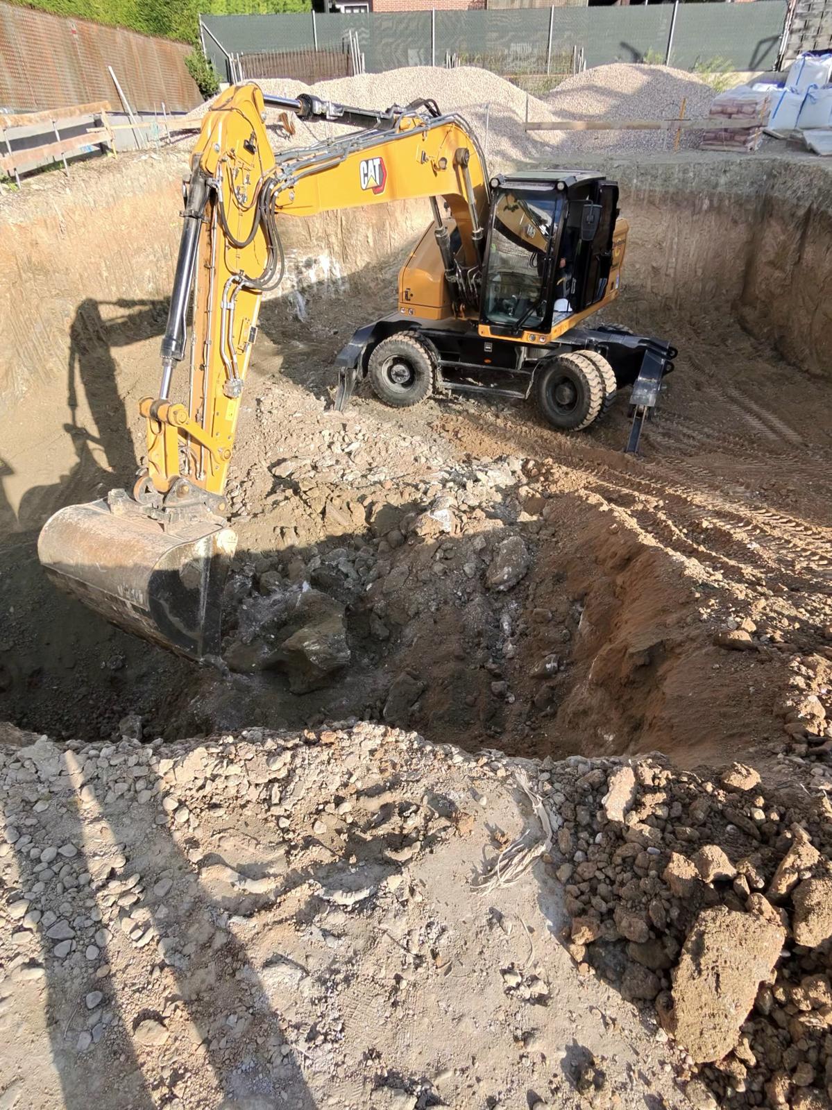 Construcción de piscina de obra en Ciudad Real — Arte San Francisco SL